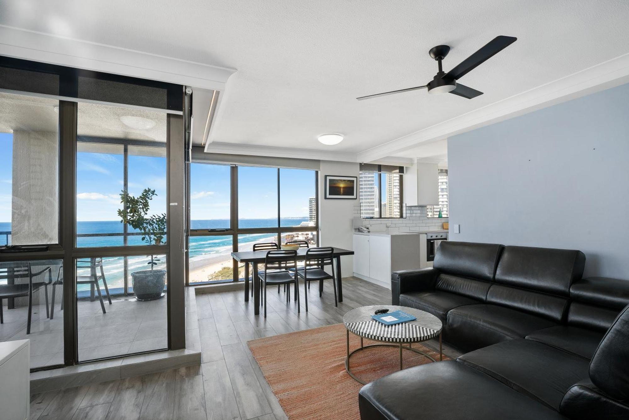Capricorn One Beachside Holiday Apartments - Official Gold Coast Exterior photo