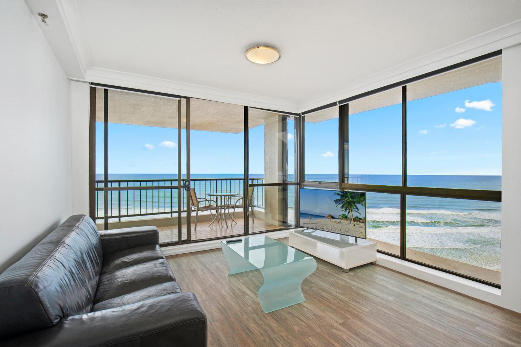 Capricorn One Beachside Holiday Apartments - Official Gold Coast Exterior photo
